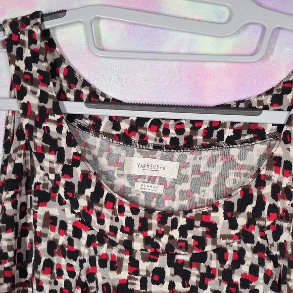 Van Heusen Black Red Grey Printed Ruffle Tank Top Blouse Size XL - Picture 3 of 8